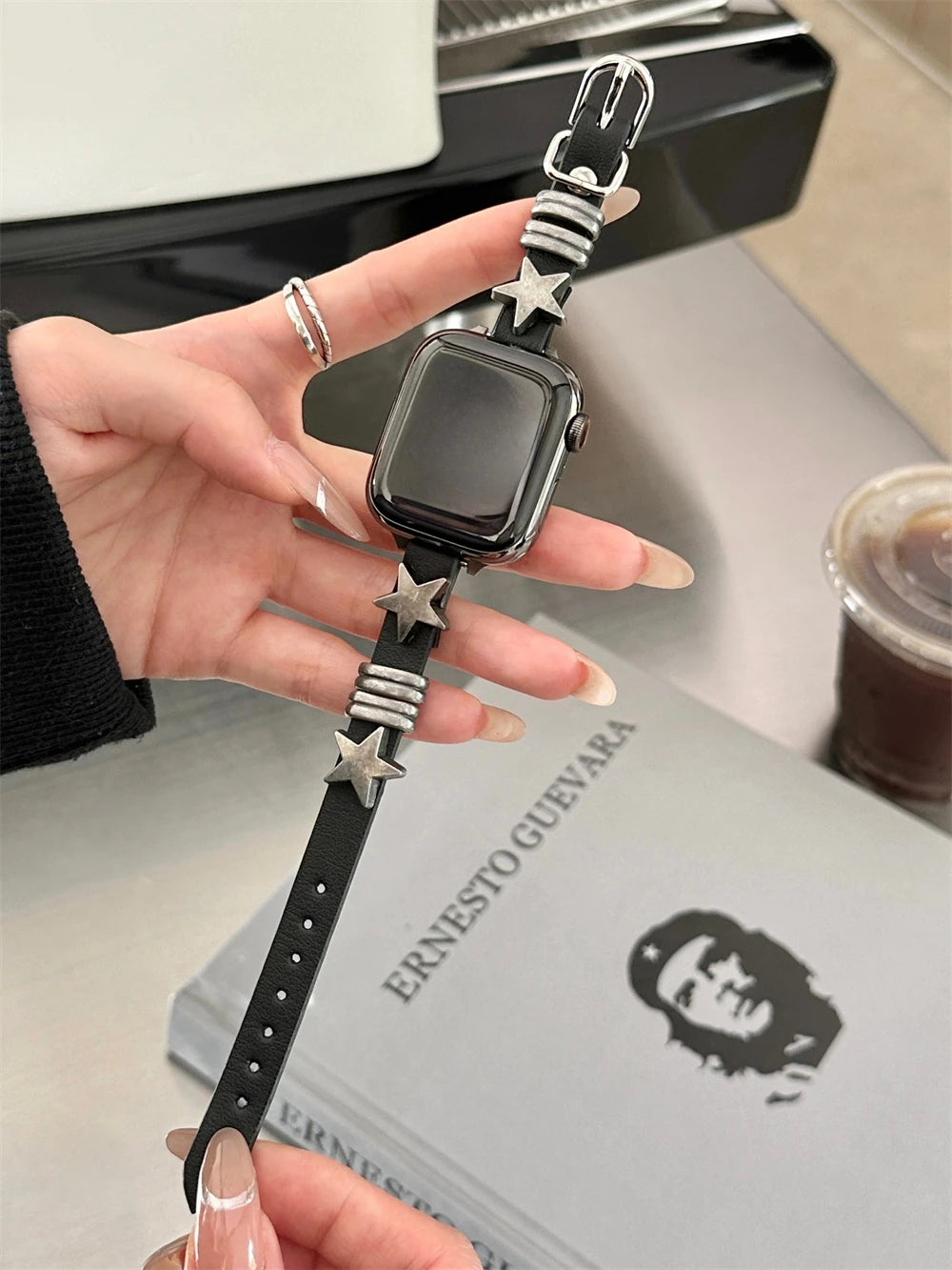 40914204852298|40914204885066|40914204917834