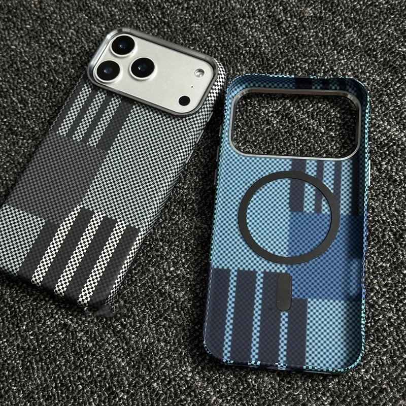 Carbon Pattern Shock-Resistant MagSafe Case - Bella Straps