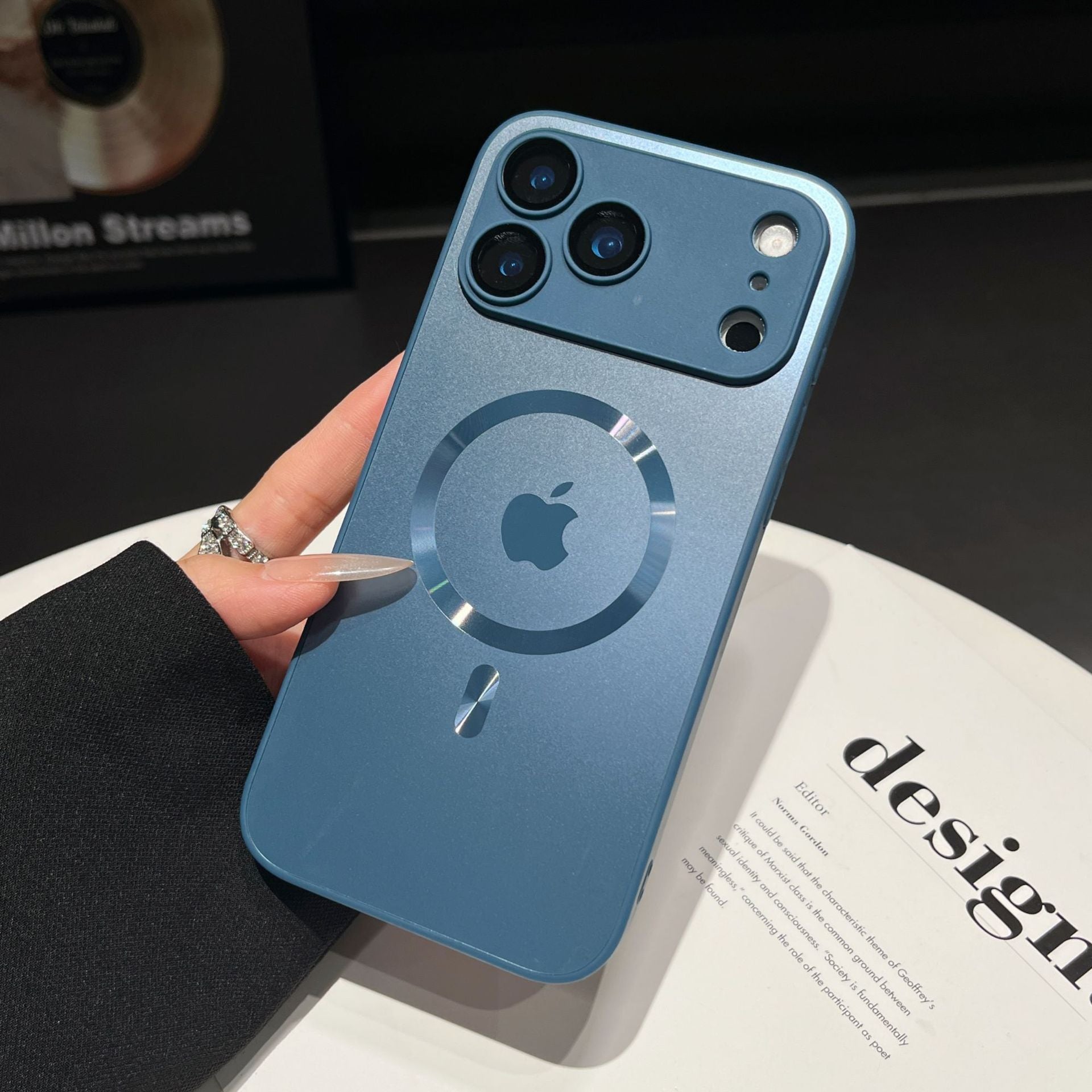 Metallic Magnetic Shield Case