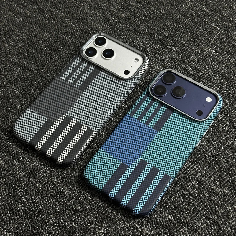 Carbon Pattern Shock-Resistant MagSafe Case - Bella Straps
