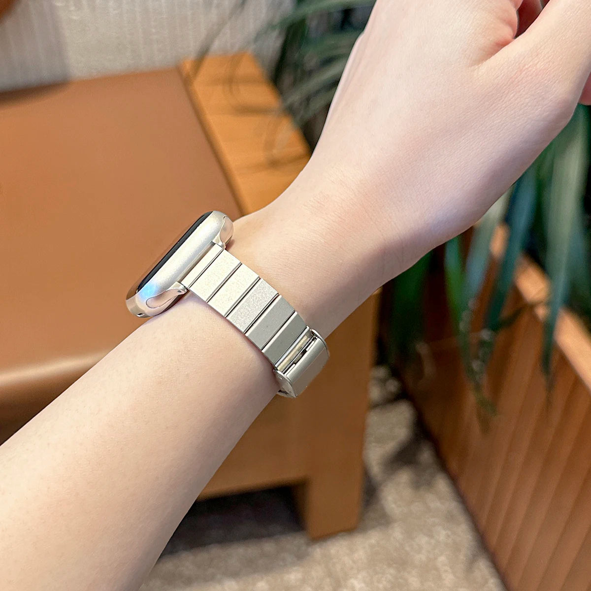 Slim Metal Strap For Apple Watch